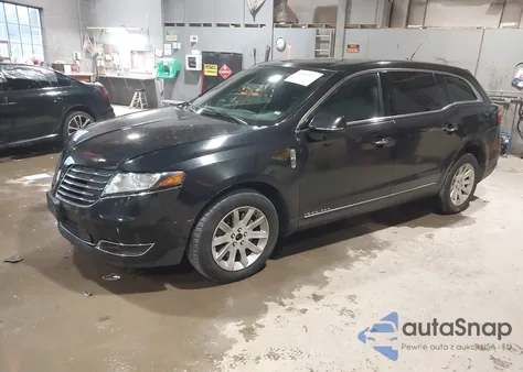 2019 Lincoln Mkt Livery z USA, uszkodzony, nr VIN 2LMHJ5NK3KBL02620